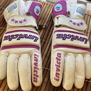Vintage Invicta Gloves